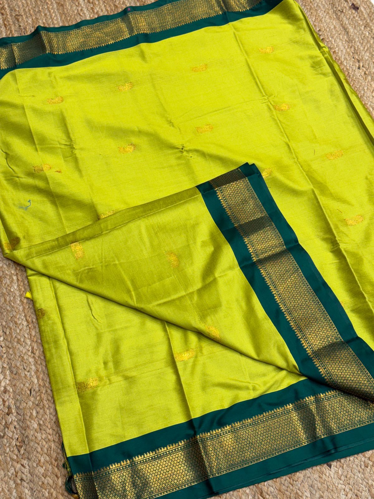Cotton Silk Sarees with Jacquard Borders – 50 AED